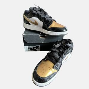 Nike Air Jordan 1 Low SE GS GOLD TOE US 6.5